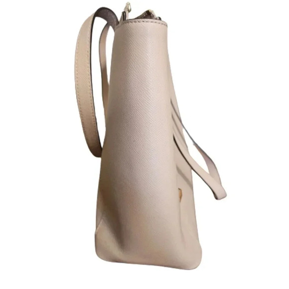 Michael Kors Maddie Tote - Picture 5 of 16